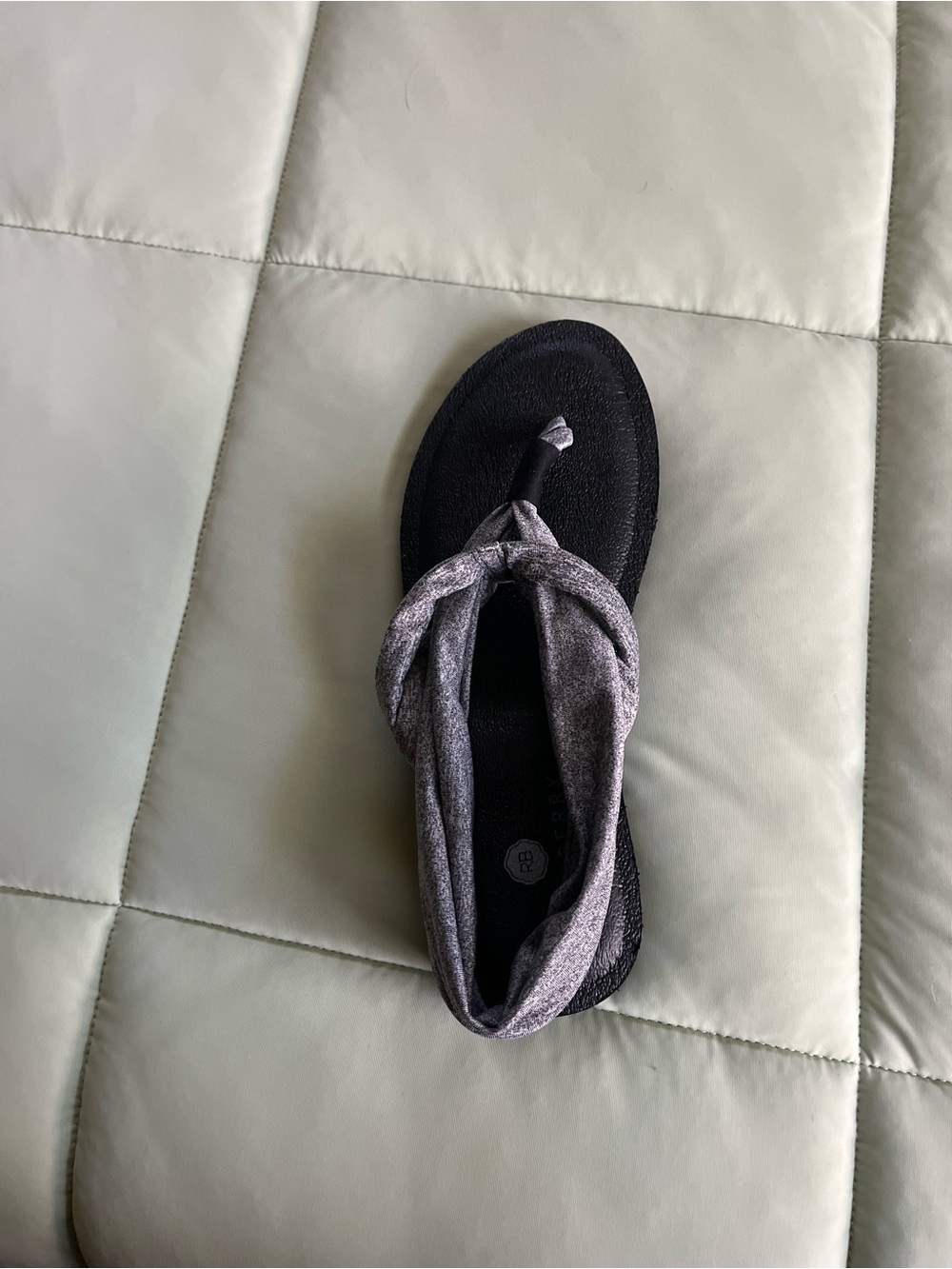 Gray Knot-Detail Women's Sandal